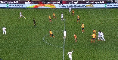 1673739432598078339.gif 2比2.gif