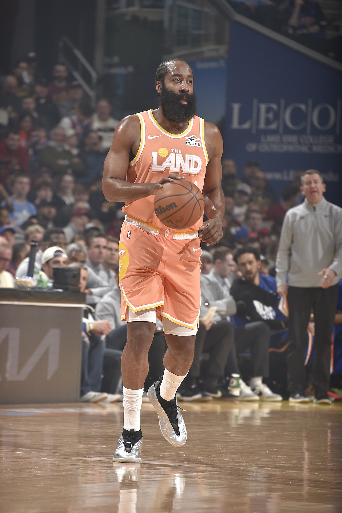 v站-阿特金森：哈登还没完全康复 他总是带伤出战&amp;但是仍然打的很好